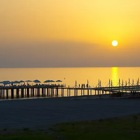 Raymar & Ośrodek wypoczynkowy 5*