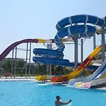 Raymar & Üdülőközpont 5*