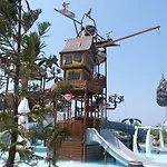 Raymar & Üdülőközpont 5*