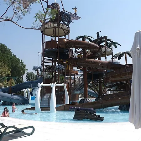 Resort Raymar &